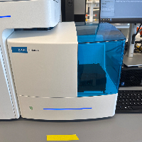 Agilent NovoCyte Penteon Flow Cytometer image 3